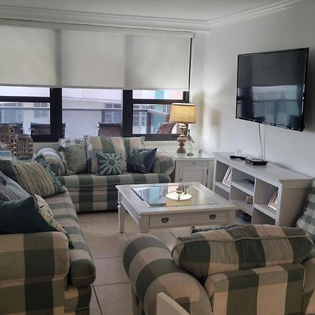 2 Bedroom 2 Bath Beachfront Condo On Miami Beach Millionaire Row Esterno foto