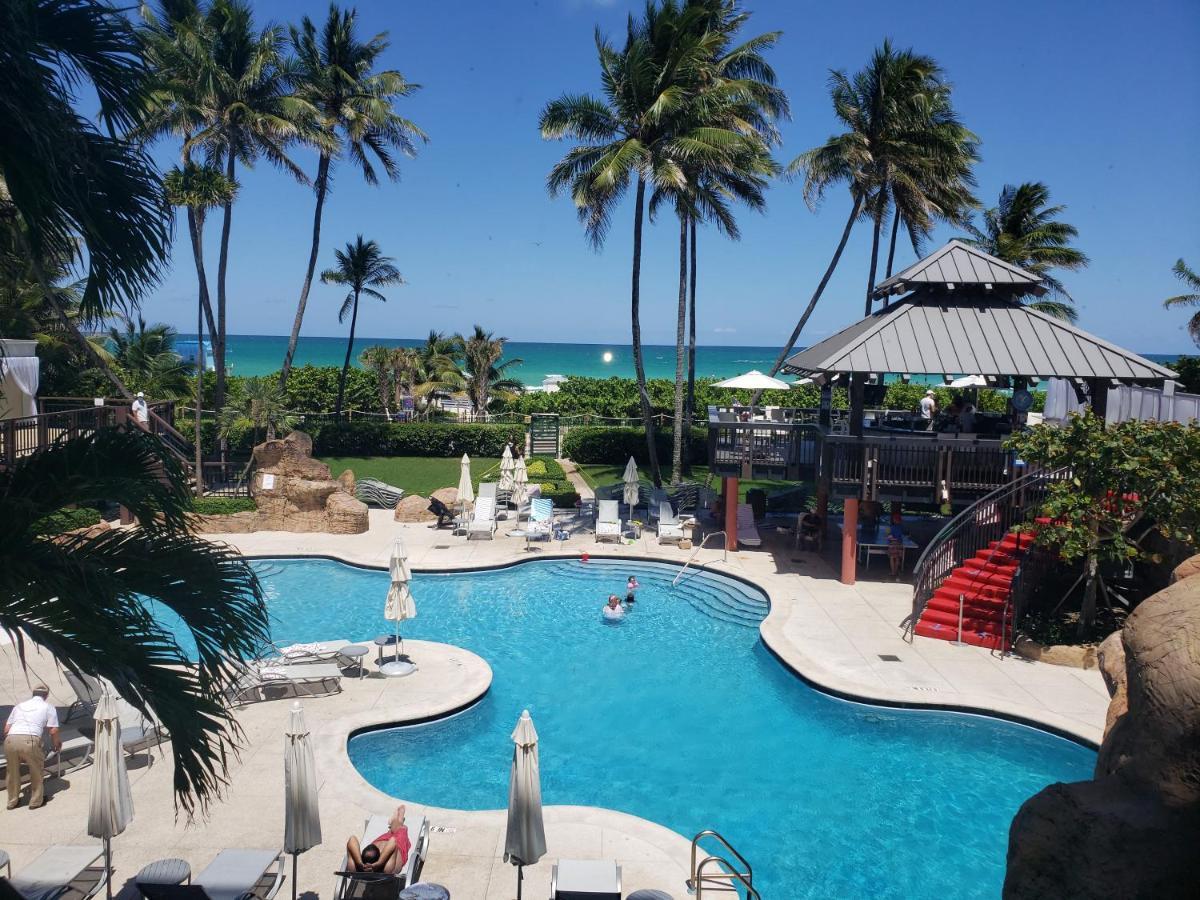2 Bedroom 2 Bath Beachfront Condo On Miami Beach Millionaire Row Esterno foto
