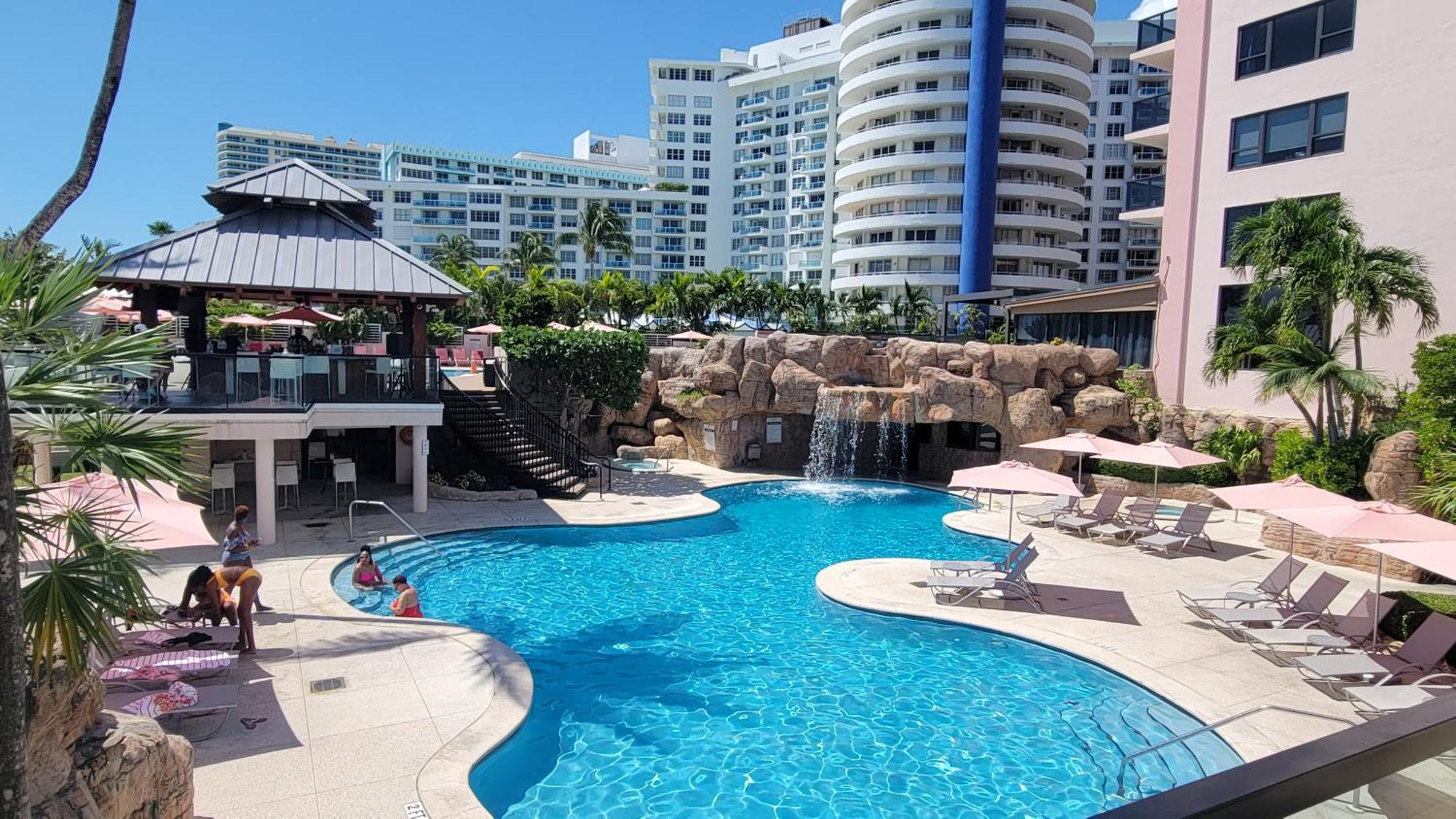2 Bedroom 2 Bath Beachfront Condo On Miami Beach Millionaire Row Esterno foto