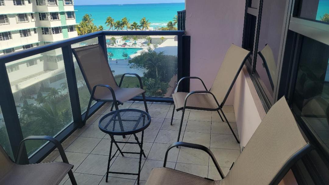 2 Bedroom 2 Bath Beachfront Condo On Miami Beach Millionaire Row Esterno foto