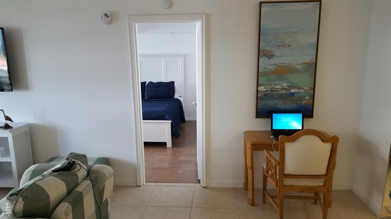 2 Bedroom 2 Bath Beachfront Condo On Miami Beach Millionaire Row Esterno foto