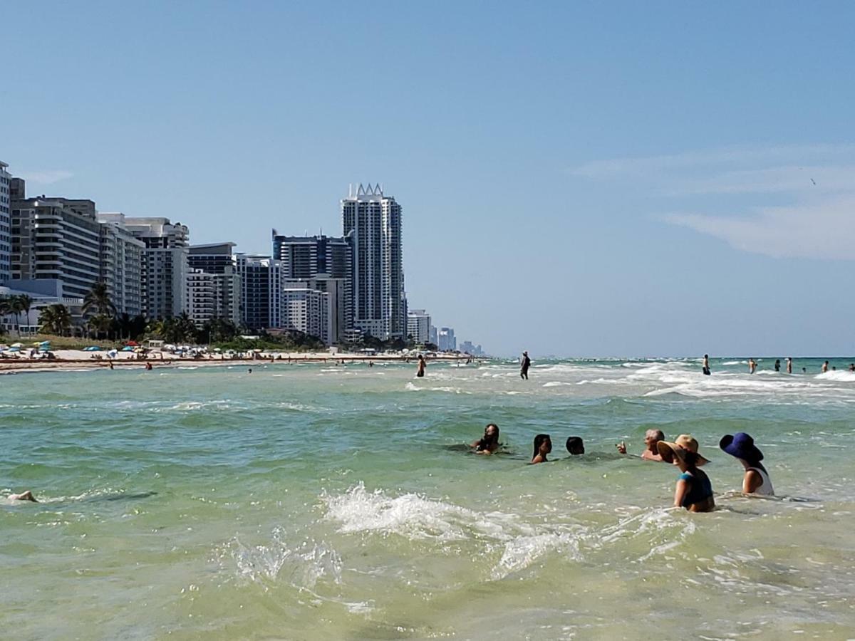2 Bedroom 2 Bath Beachfront Condo On Miami Beach Millionaire Row Esterno foto