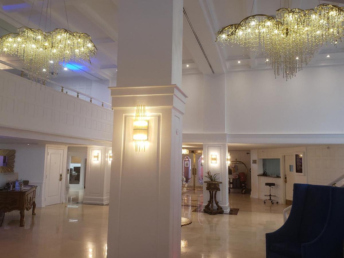 2 Bedroom 2 Bath Beachfront Condo On Miami Beach Millionaire Row Esterno foto